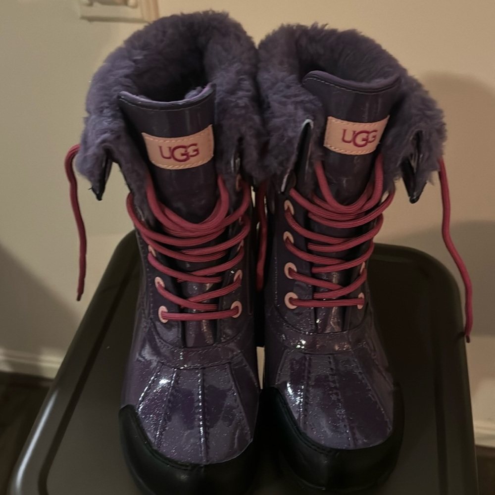 Previously Loved Girls Ugg Winter Boot